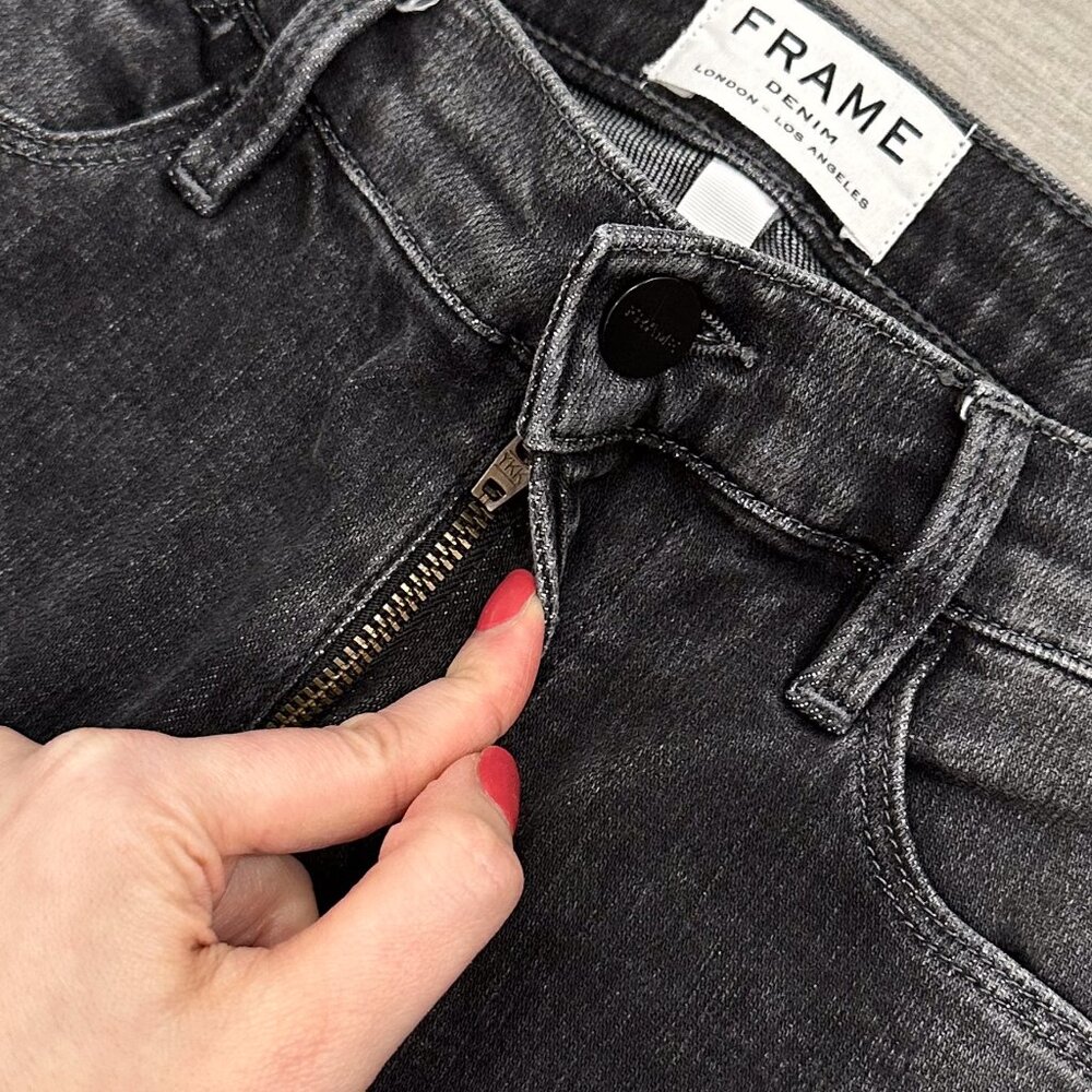 Frame Le High Straight Split Hem Frayed Jeans in Silver Strike Acid Wash Denim - Picture 5 of 16